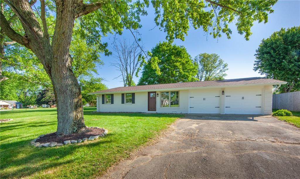 321 Winding Way - Photo 1