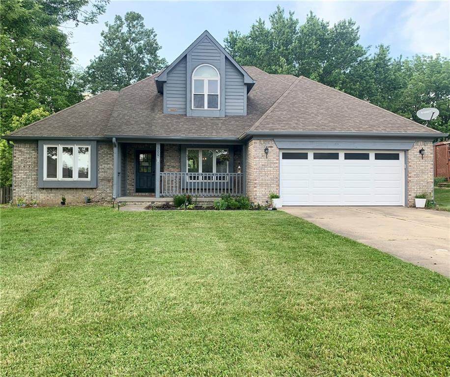 600 Ridgeway Court - Photo 1