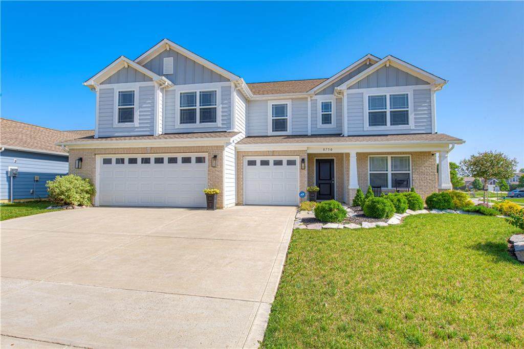 8750 Hemingway Drive - Photo 1