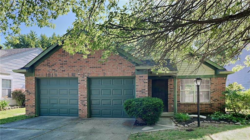 9716 Spruce Lane - Photo 1