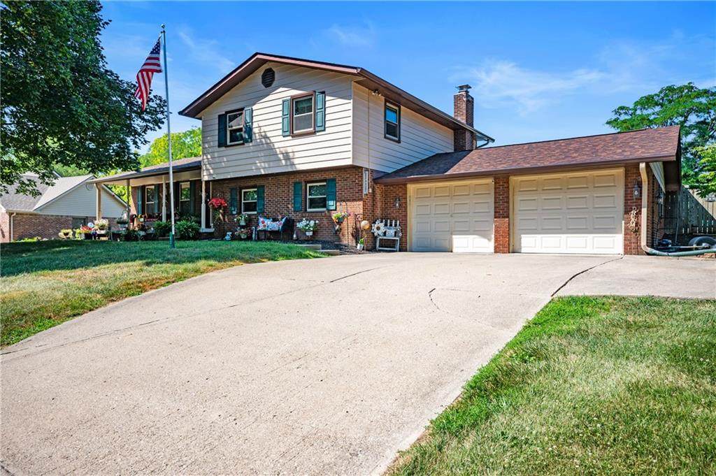 831 Glen Echo Drive - Photo 1