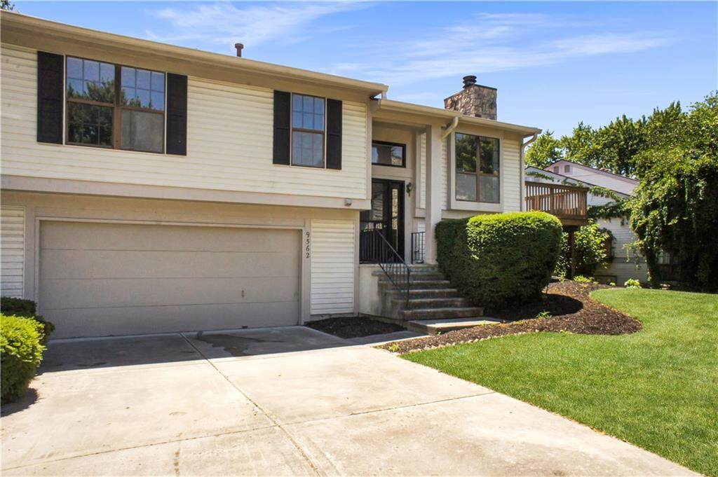 9562 Bay Vista East Drive - Photo 1
