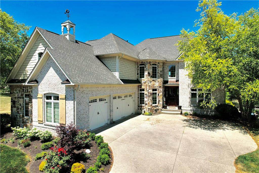 5376 Chancery Boulevard - Photo 1