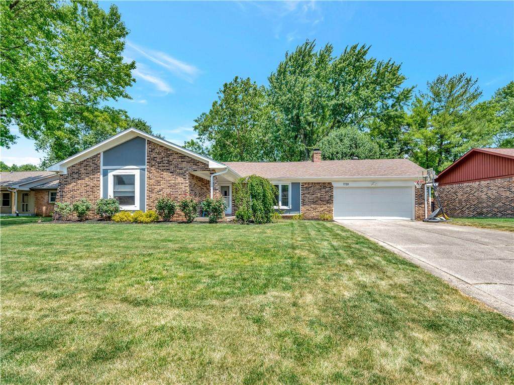 1720 Sycamore Drive - Photo 1