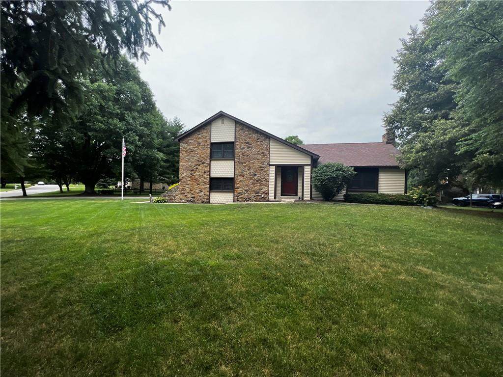 617 Roxbury Lane - Photo 1