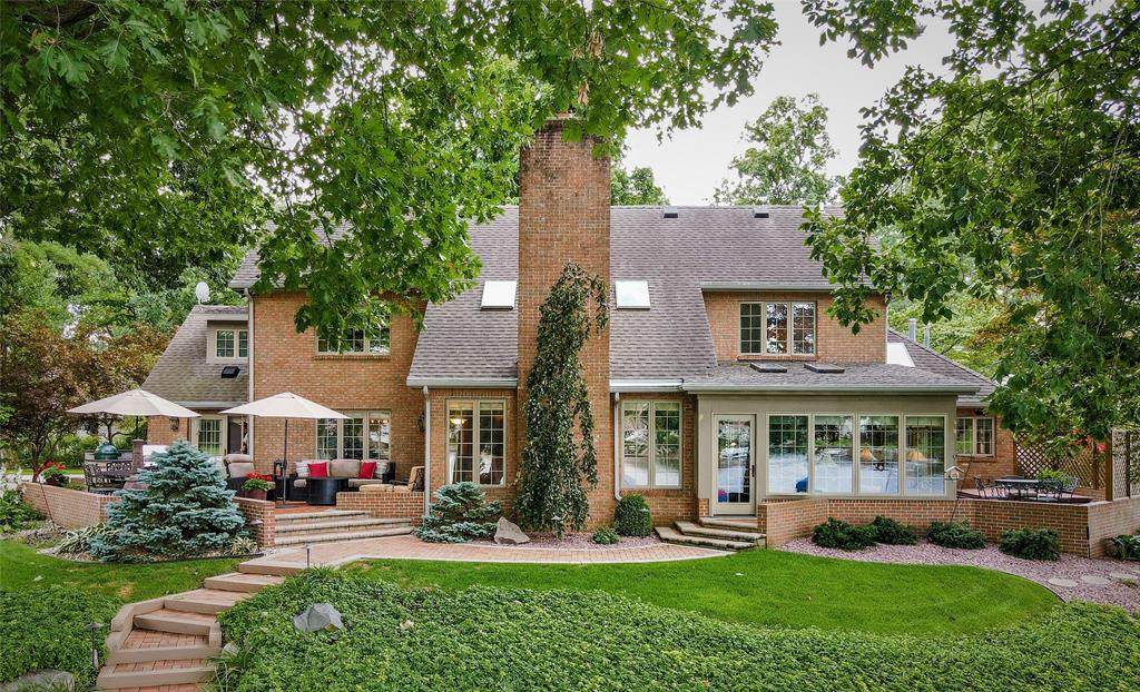54940 Woodhold Court - Photo 1
