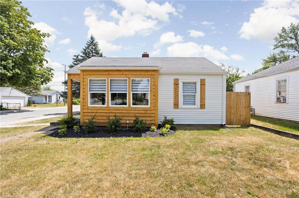 1425 Wallace Avenue - Photo 1