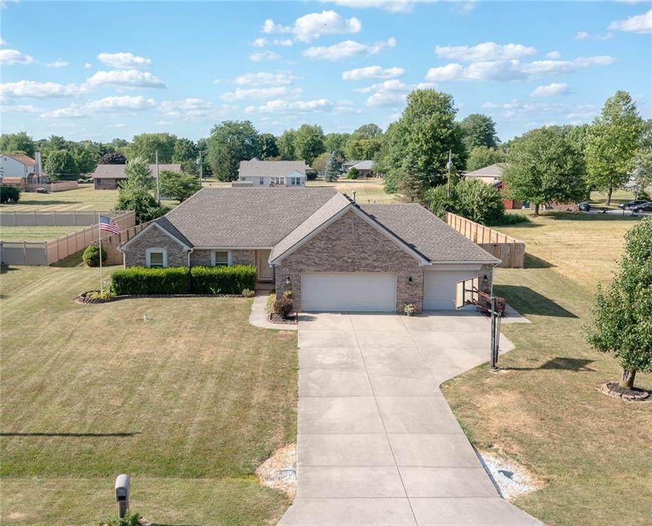 6934 Maiellen Drive - Photo 1