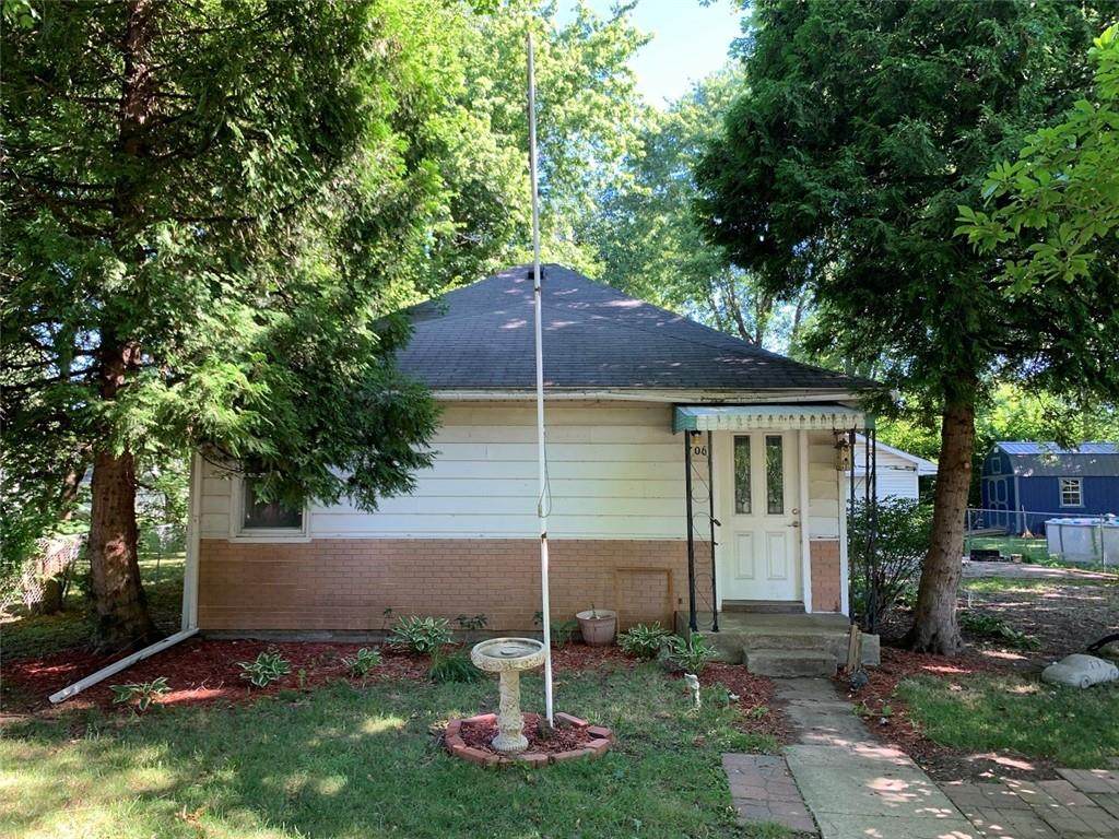 706 Indiana Avenue - Photo 1