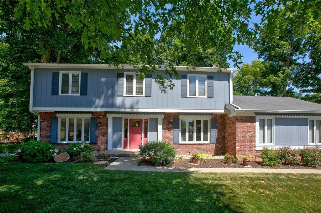 10556 Lakeshore Dr - Photo 1