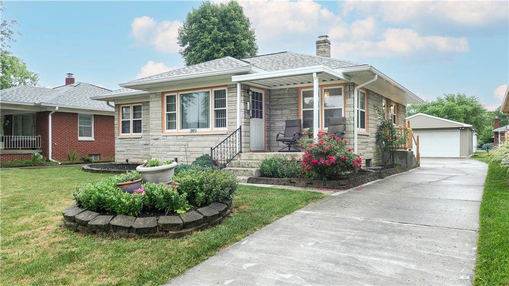 433 12th Avenue - Photo 1