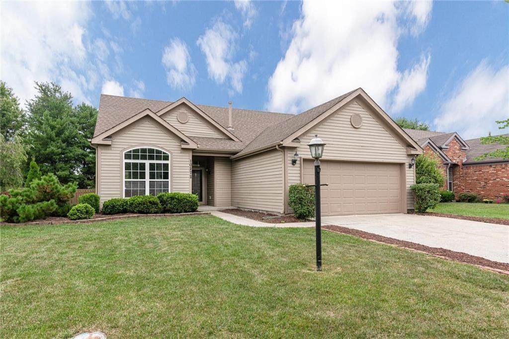 10272 Lakeland Drive - Photo 1
