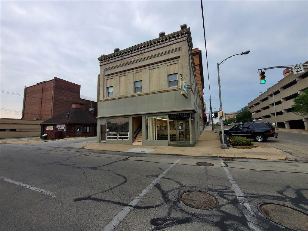 33 11th Street - Photo 1