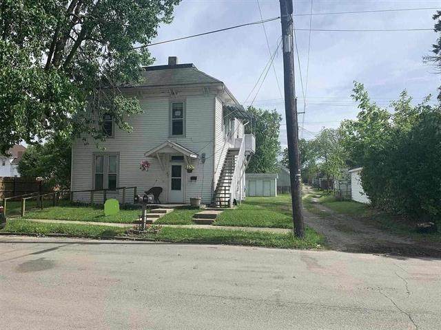 221 Elm Street - Photo 1