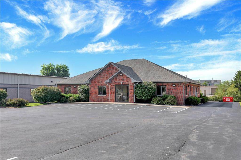 5217 Commerce Circle - Photo 1