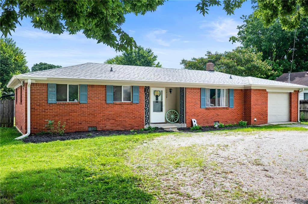1739 Burton Lane - Photo 1