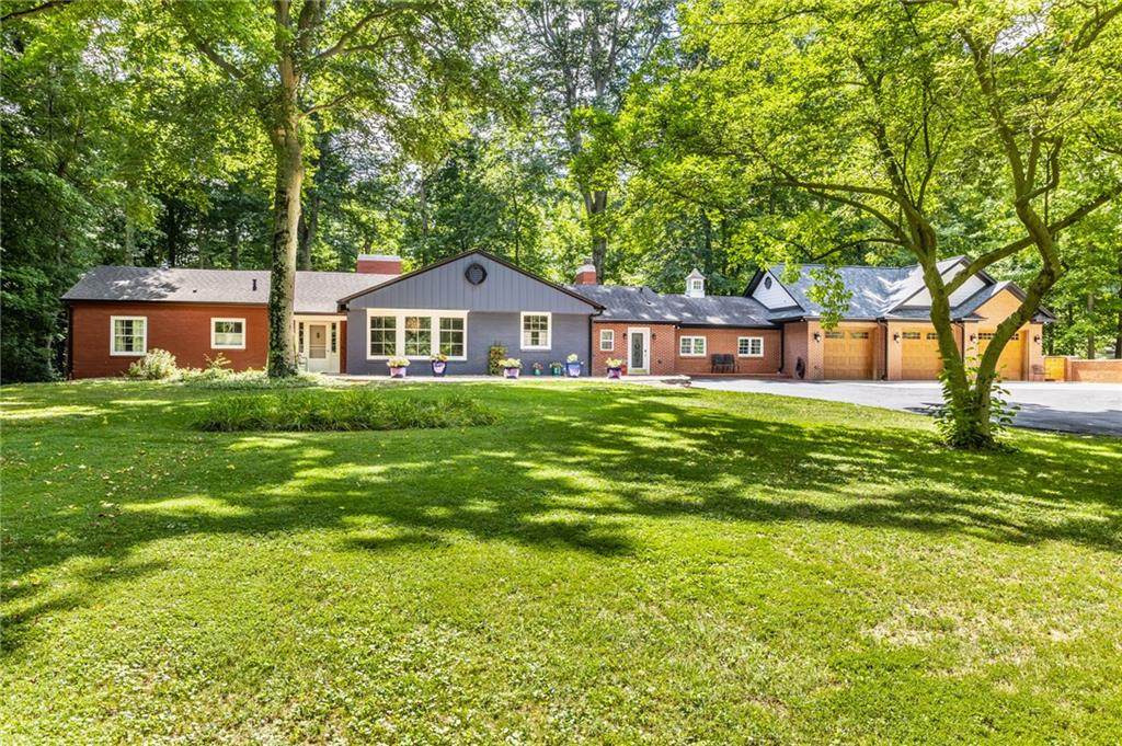 727 Kessler Boulevard Drive - Photo 1