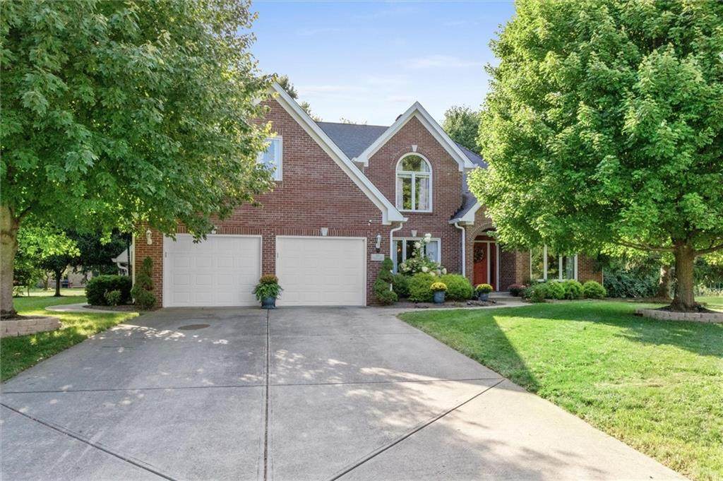 4096 Brockton Manor N Drive - Photo 1