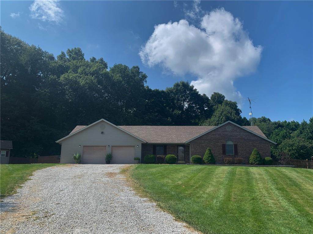 1935 Deece Drive - Photo 1