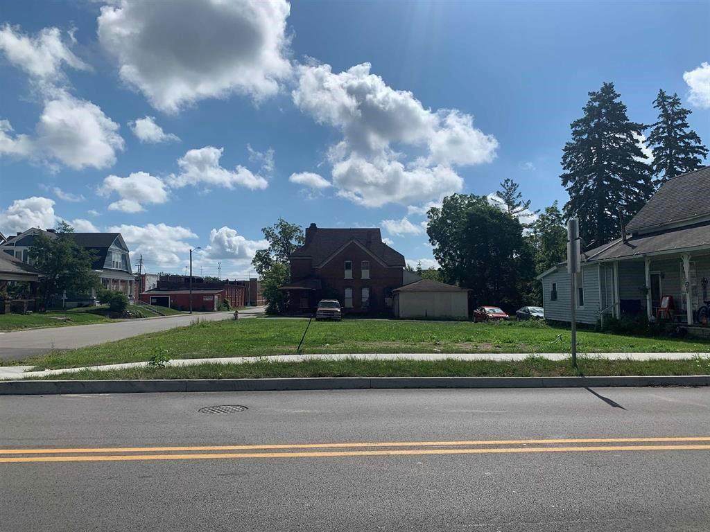 201 Walnut Street - Photo 1