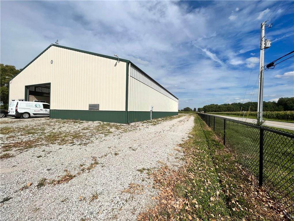 7085 North County Road 900 East - Photo 1