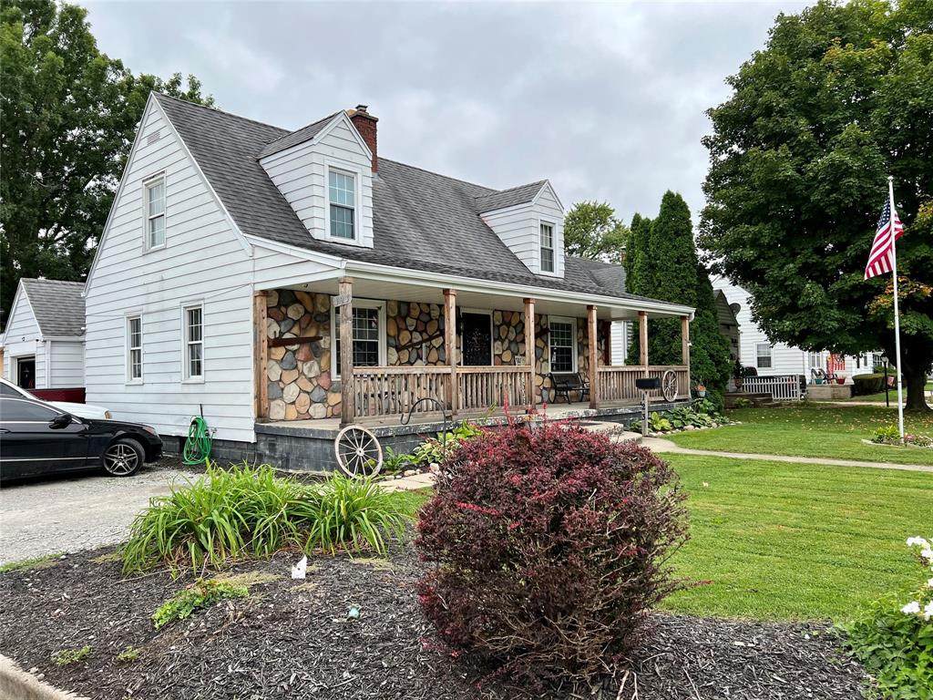 123 38th Street - Photo 1