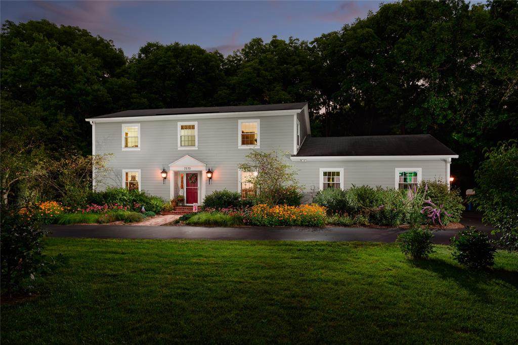 7575 Sargent Road - Photo 1