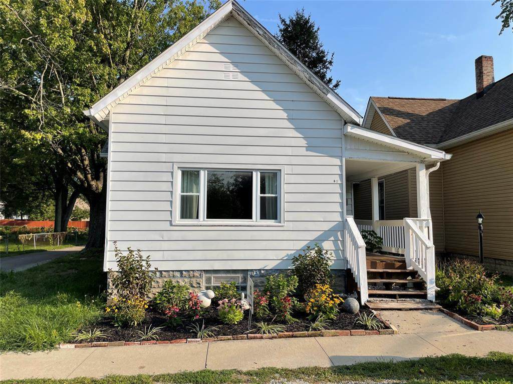 44 Adams Street - Photo 1