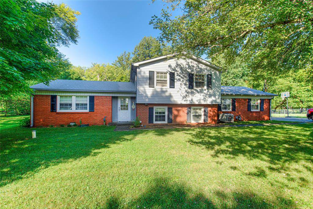 2346 State Road 39 - Photo 1