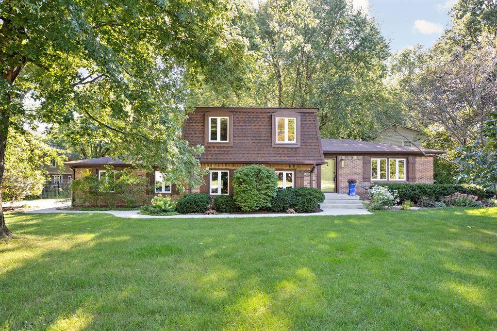 96 Hawthorne Drive - Photo 1