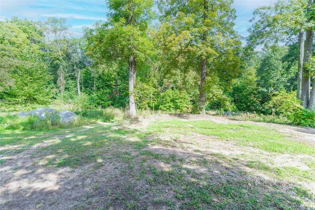 86 Bunkerhill Road - Photo 1