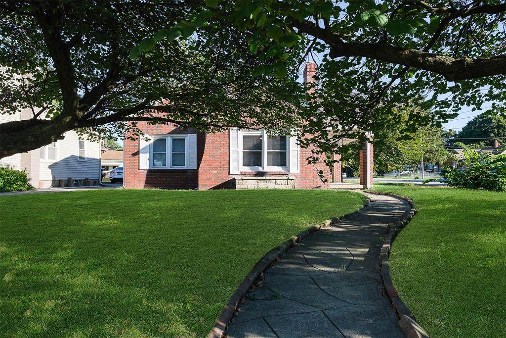 4874 English Avenue - Photo 1