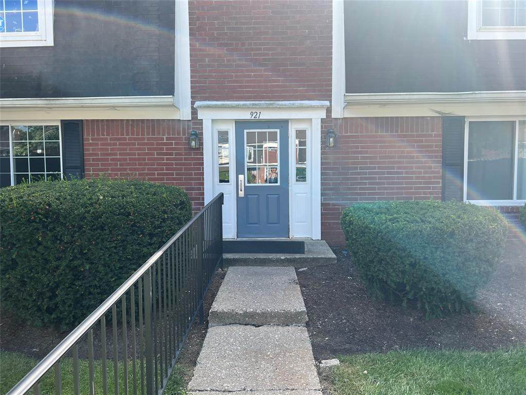 921 Hoover Village Drive - Photo 1