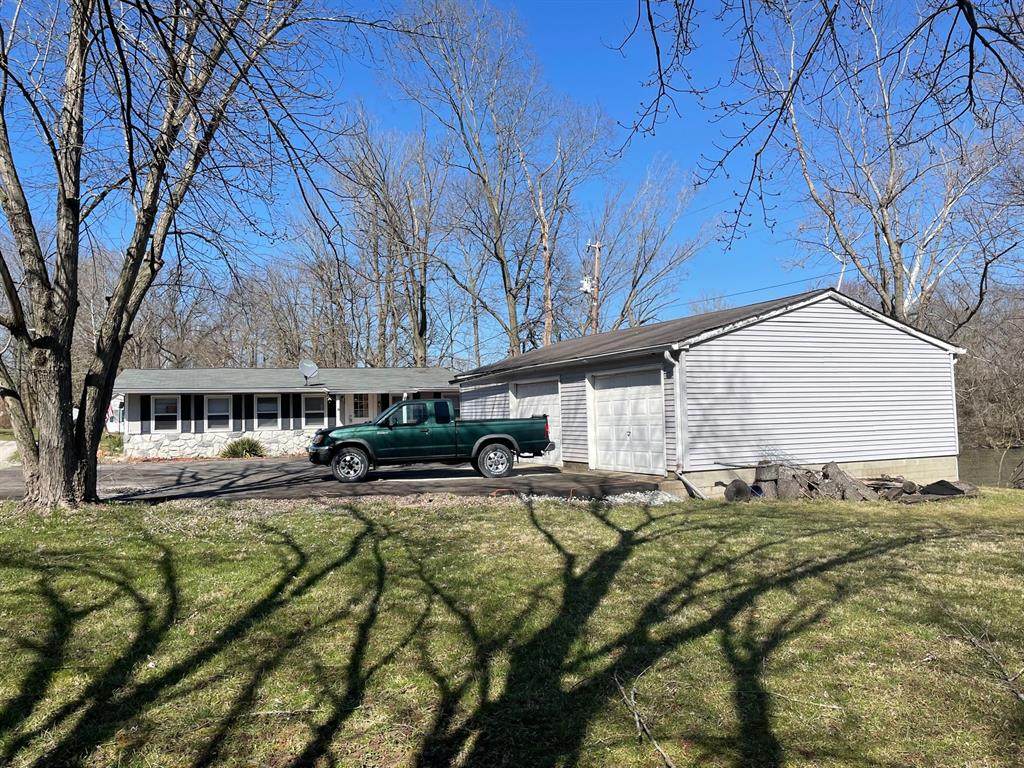 1121 State Road 67 - Photo 1