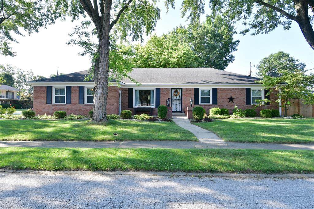 1345 Oliver Avenue - Photo 1