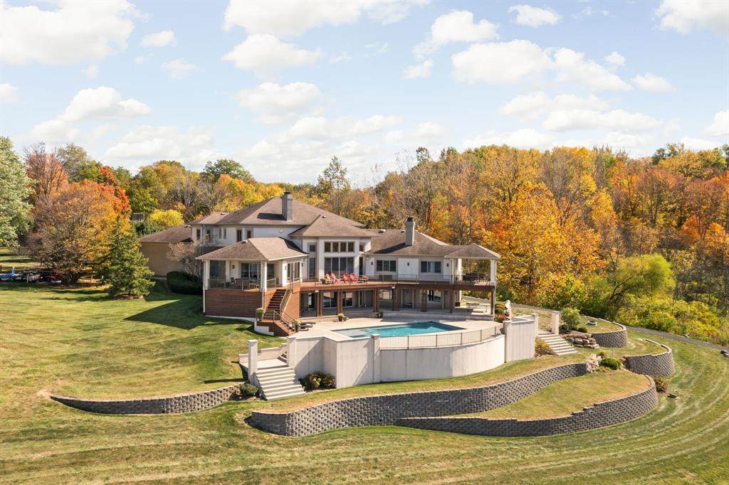 6861 Fox Lake Court - Photo 1