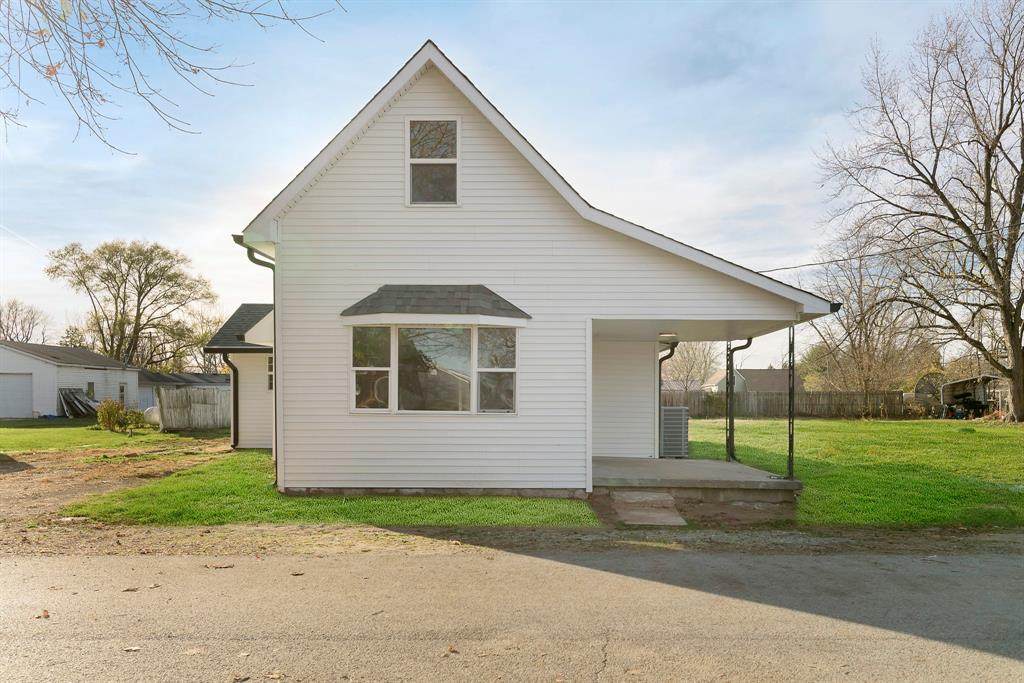 206 Walnut Street - Photo 1
