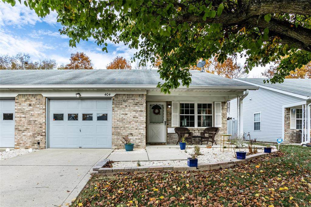 404 Dangerfield Drive - Photo 1
