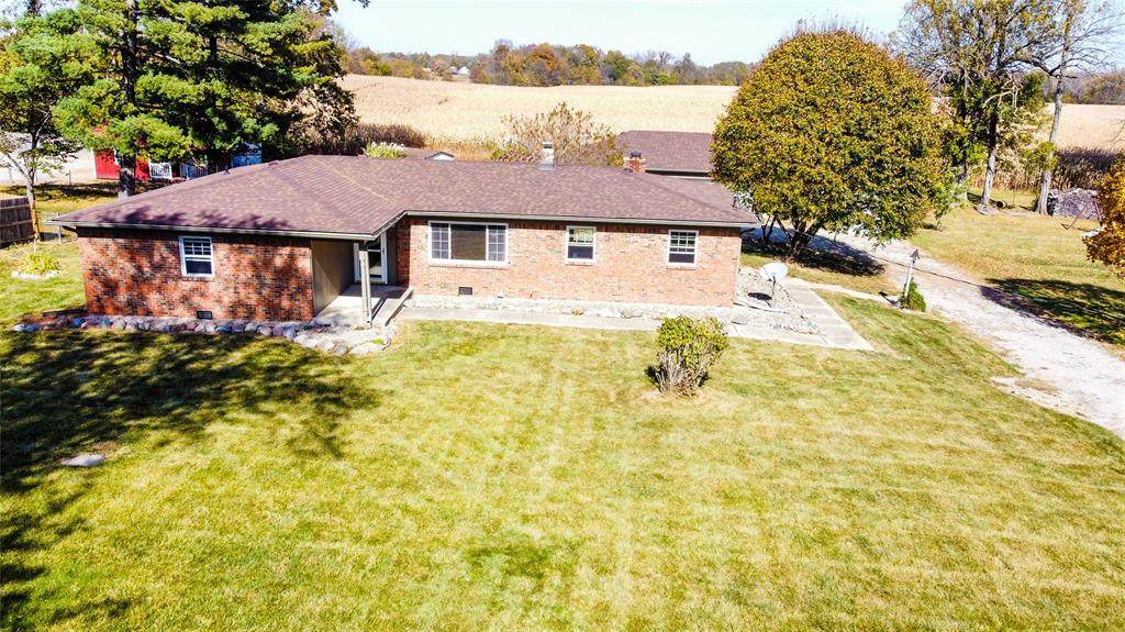 1546 Keller Drive - Photo 1