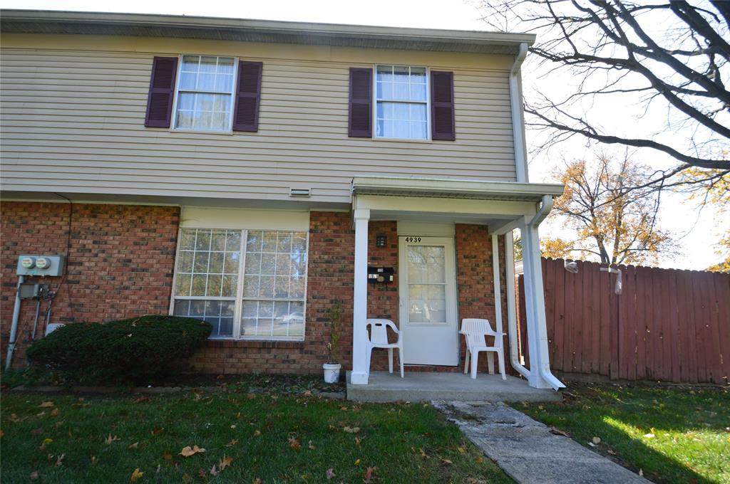 4939 Oakwood Trail - Photo 1
