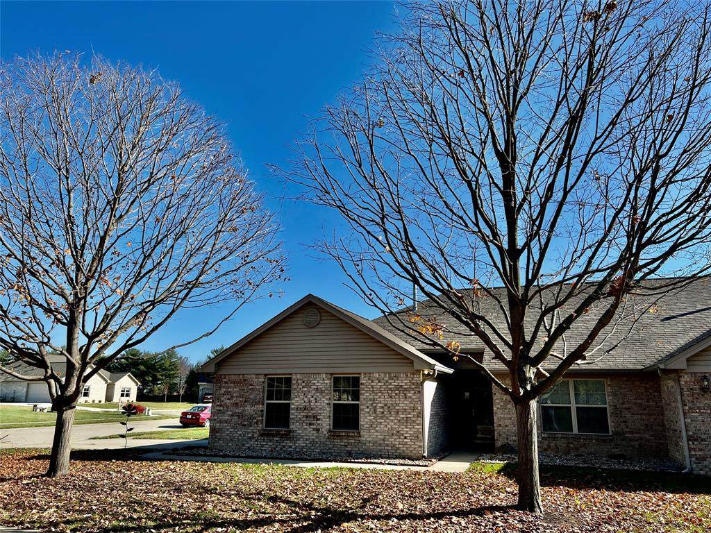 2109 Clara Court Drive - Photo 1