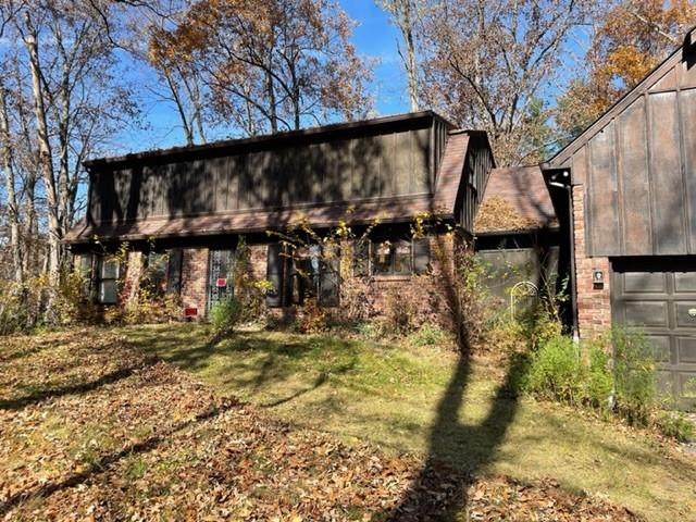 10250 Edgewood Avenue - Photo 1