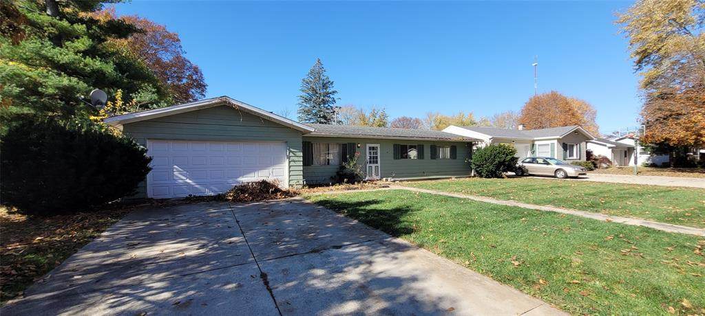 705 Parke Avenue - Photo 1