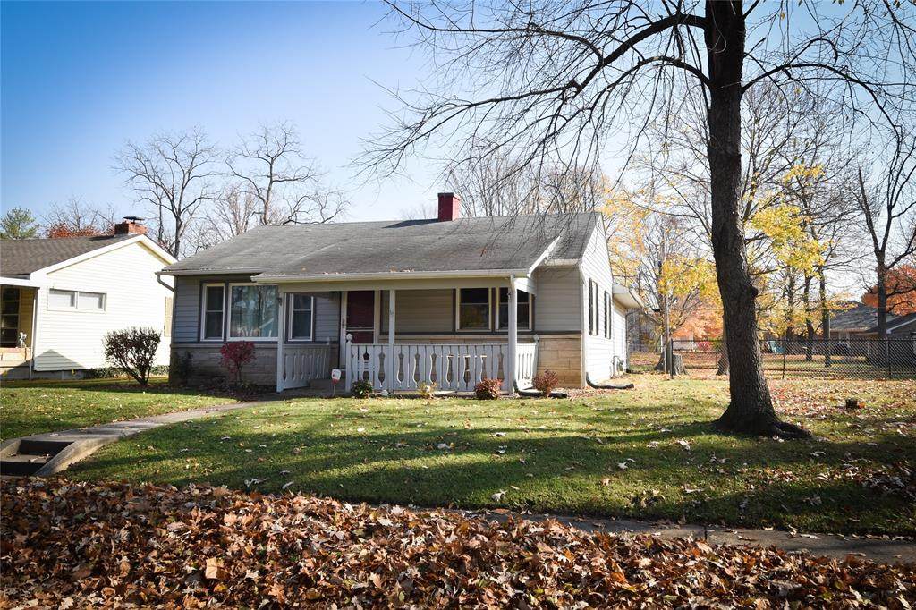 735 Spring Street - Photo 1