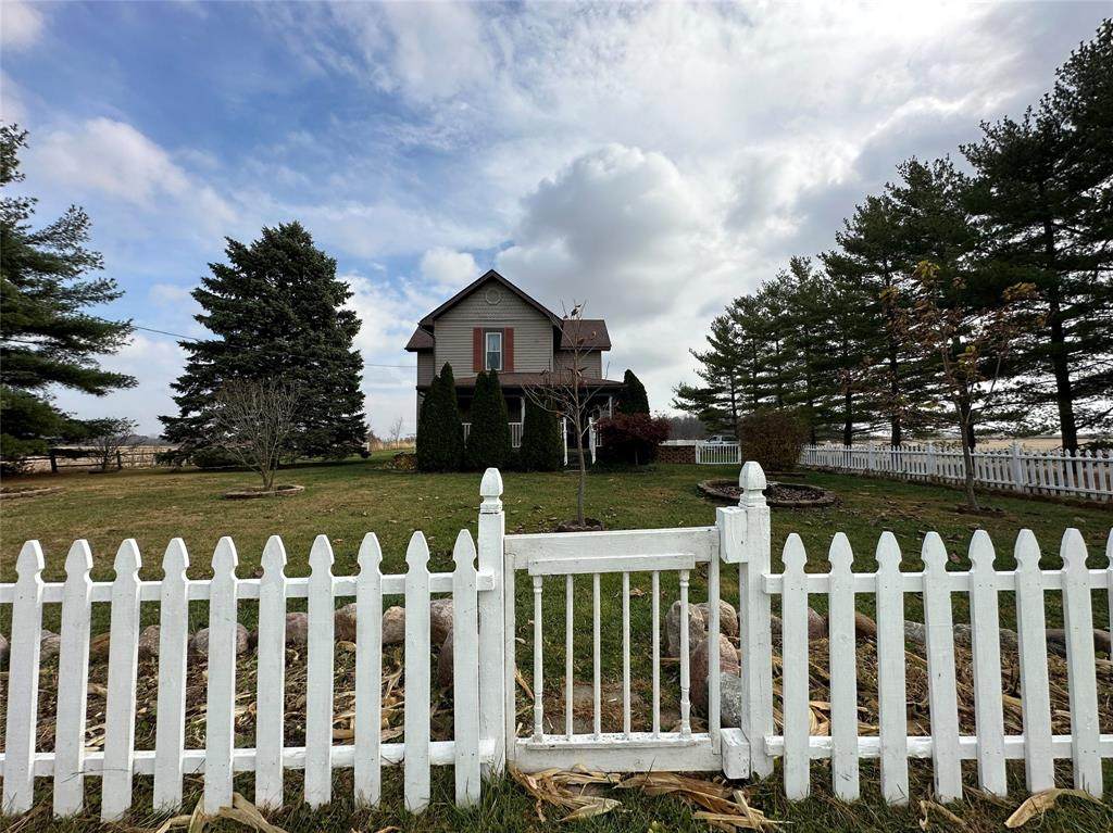 662 Mechanicsburg Road - Photo 1