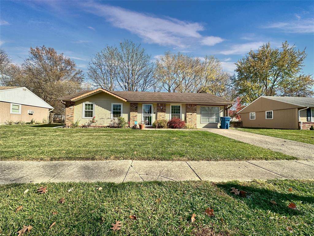 4417 Dartmoor Drive - Photo 1
