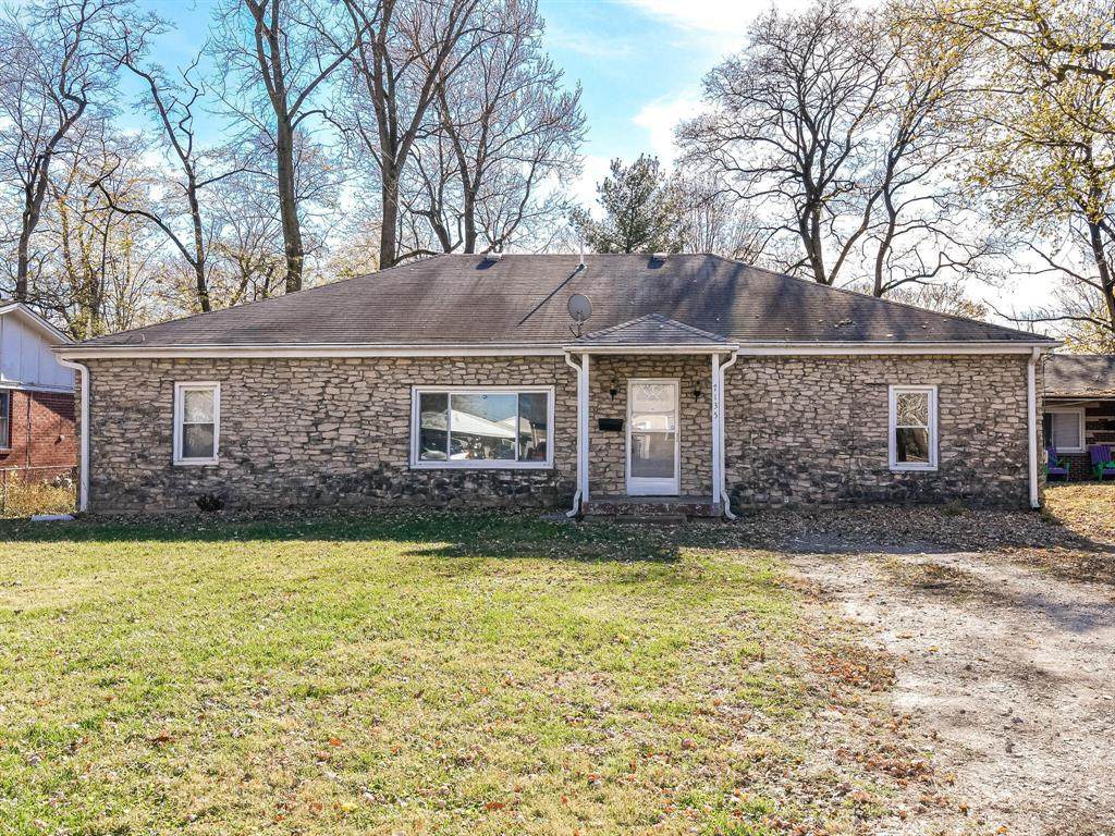 7135 48th Street - Photo 1