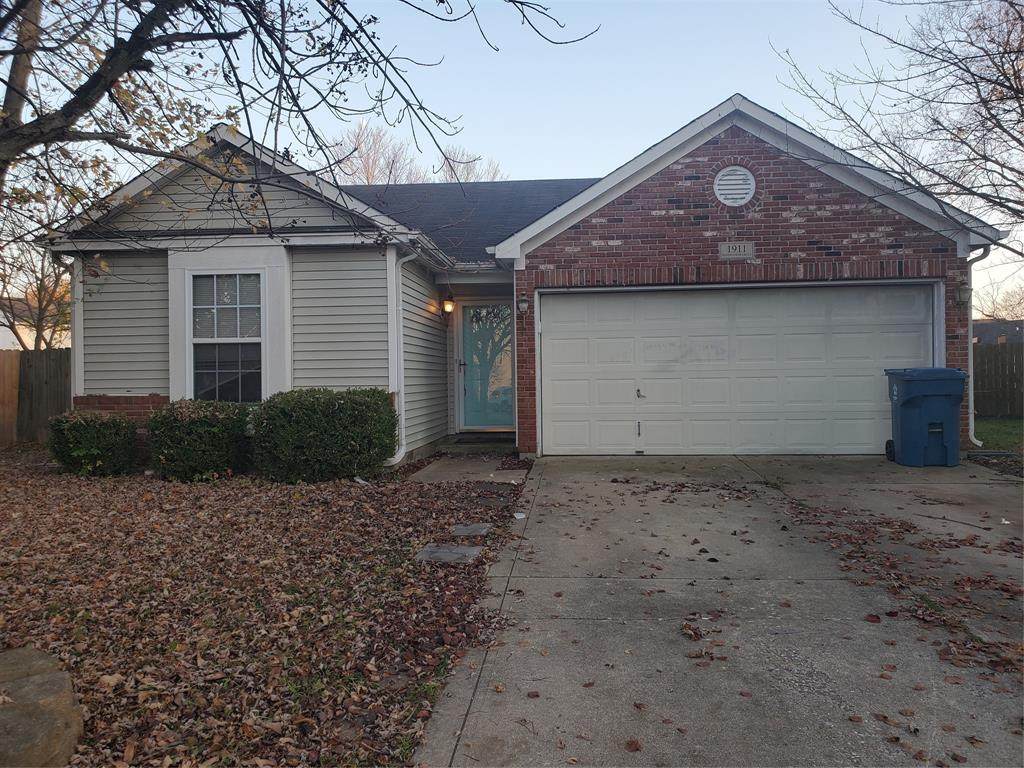1911 Wandflower Circle - Photo 1