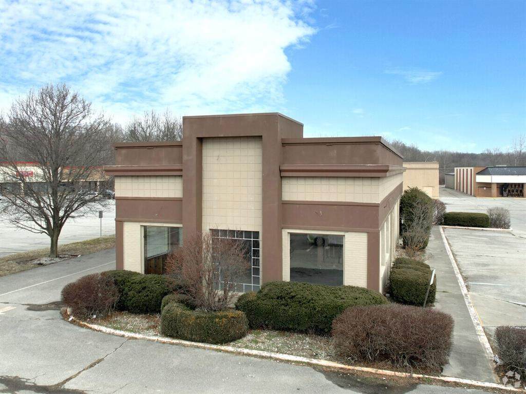 1704 Satterfield Rd - Photo 1