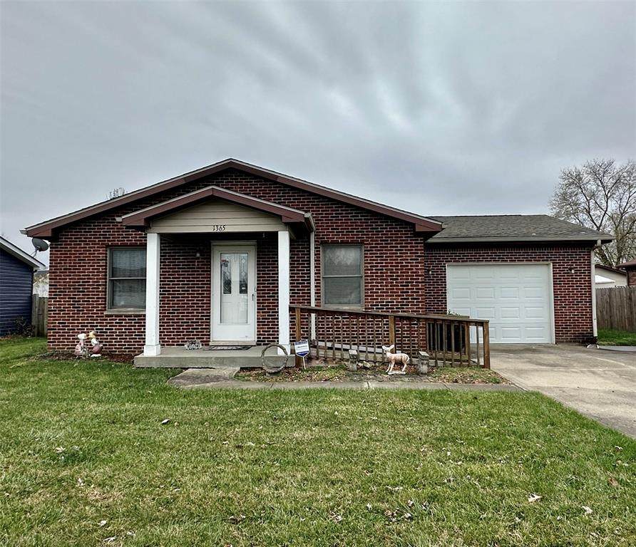 1365 Ash Court - Photo 1